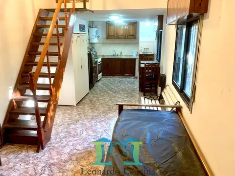 Casa 2 ambientes con 1 baño