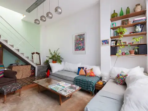 Depto Tipo Casa en Venta de 4 dormitorios