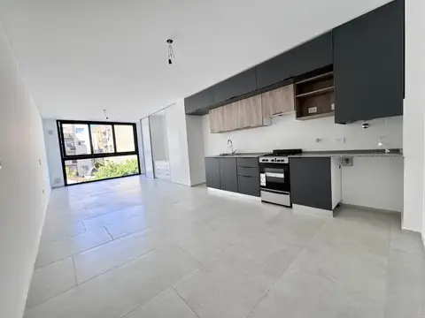 Departamento en Alquiler en Castelar Norte, $ 600.000
