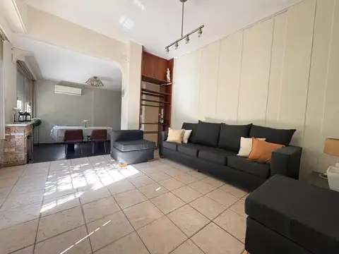 Depto Tipo Casa en Venta de 5 ambientes