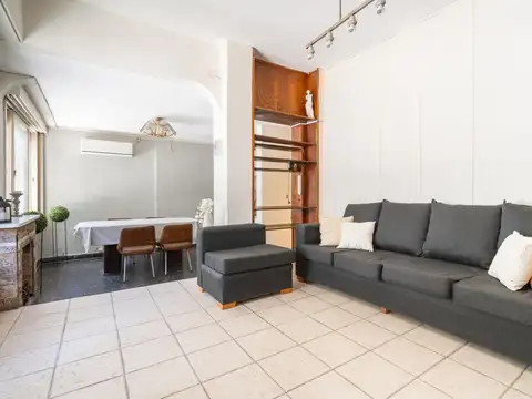 Depto Tipo Casa en Venta de 5 ambientes