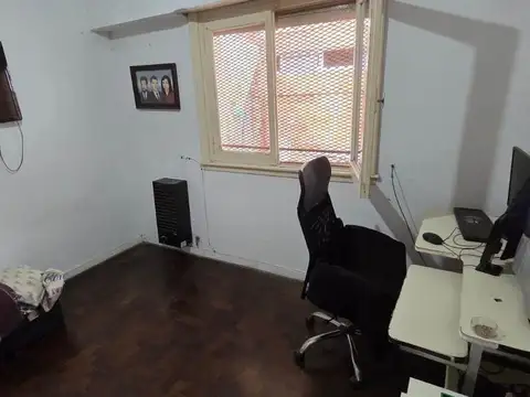 VENTA - DOS CASAS DE 2 DORMITORIOS, UNA A TERMINAR