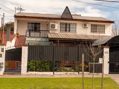 VENTA DE 2 CASA EN BELLA VISTA