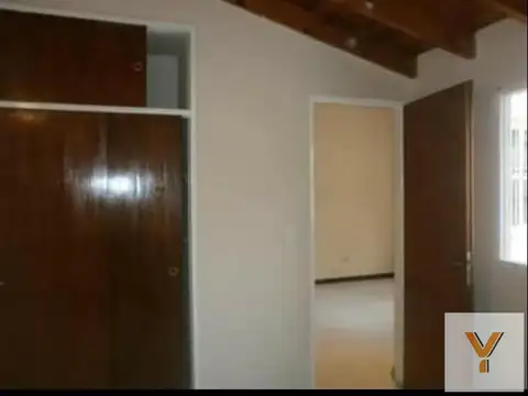 Depto Tipo Casa en Venta en Lanús, USD 39.900