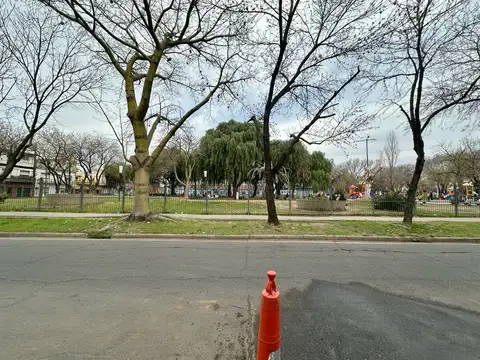 Depto Tipo Casa 4 ambientes con 2 baños