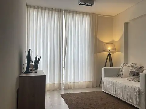 Alquiler Depto. 2 ambientes c/cochera Pilar Centro