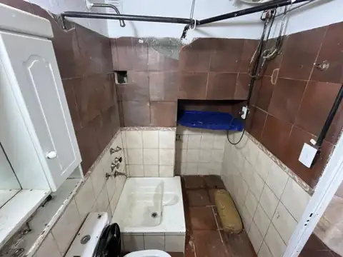 Casa 2 ambientes con 1 baño