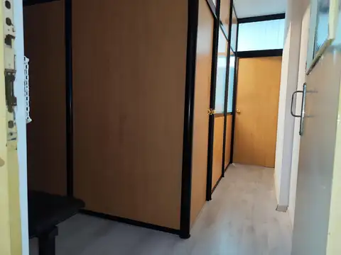 Oficina en Venta en Lanús Este, USD 29.000