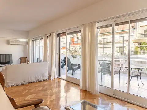 Dúplex exclusivo con balcón aterrazado y 2 cochera