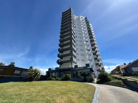 Avenida 1 , Piso 14 y 15