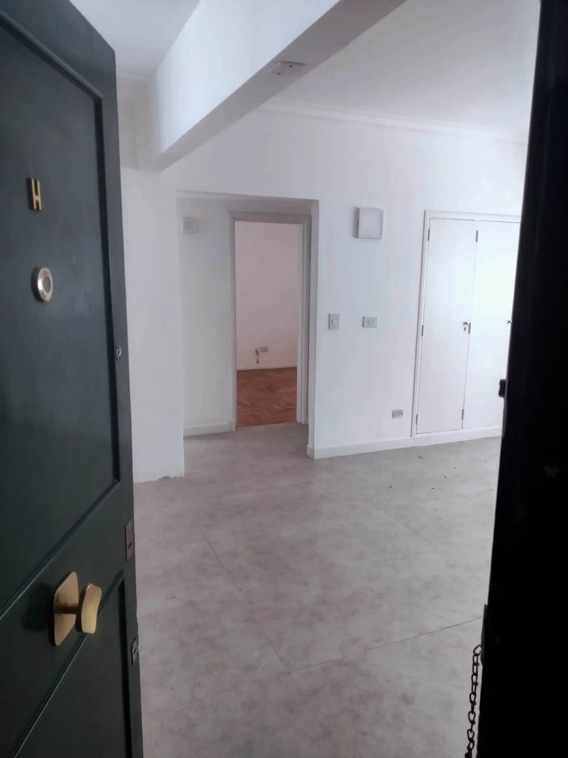 Plaza Mitre - La Rioja 2301 - 3 amb impecable, baño, toilette. Todo luz