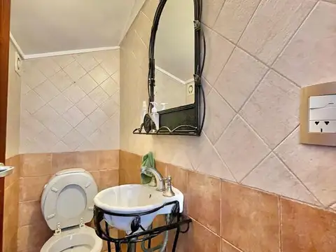 Depto Tipo Casa en Alquiler en Banfield, $ 1.800.000
