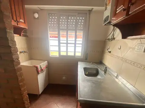 Depto Tipo Casa 3 ambientes con 1 baño