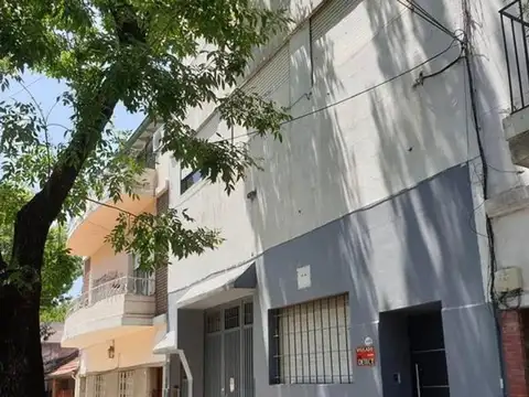 EDIFICIO INDUSTRIAL , GALPON , OFICINAS  ALQUILADO