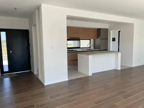 Casa en Venta en San Sebastian, USD 169.000