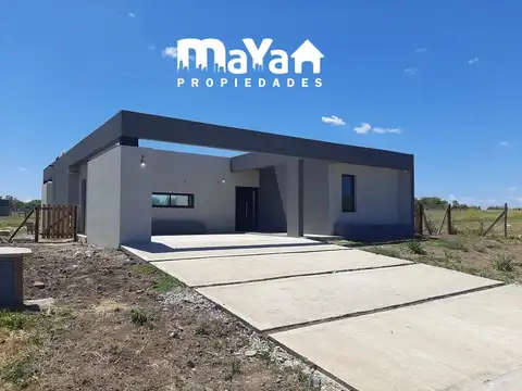 CASA EN VENTA - SAN SEBASTIAN AREA 13