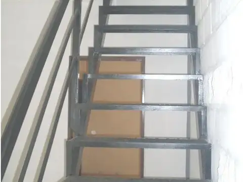 Galpon en Venta 50  mts Fondo