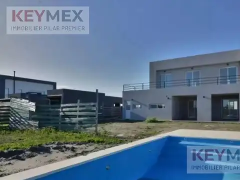Casa 4 ambientes con 3 baños