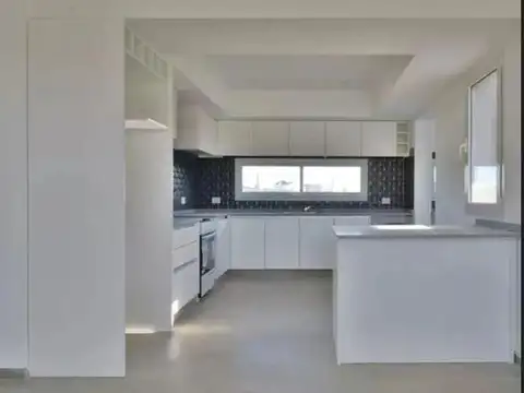 Casa en Venta en San Sebastian, USD 215.000