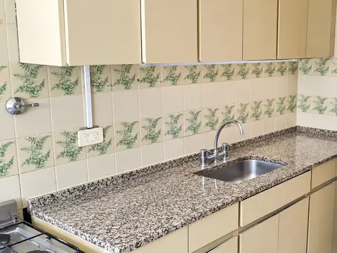 Departamento 4 ambientes con 2 baños