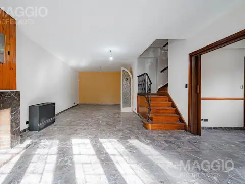 Casa en Alquiler en Ramos Mejía, $ 2.400.000