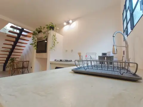Depto Tipo Casa en Alquiler de 3 ambientes