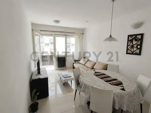 Olavarria 2100, Piso 5