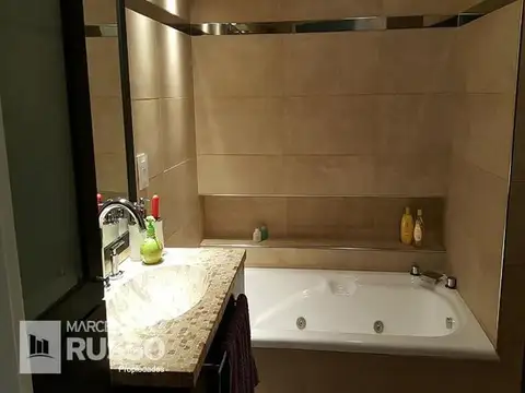 Casa en Venta en Hurlingham, USD 170.000