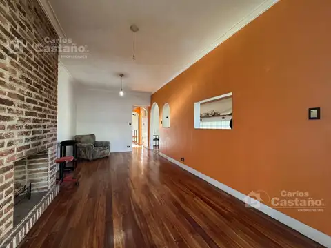 Chalet   Galpón tipo Loft en Lote de 430 m² – Ideal Vivienda   Taller o Renta