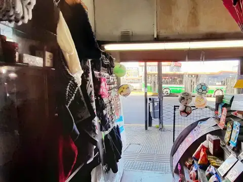 Local en pleno foco comercial.