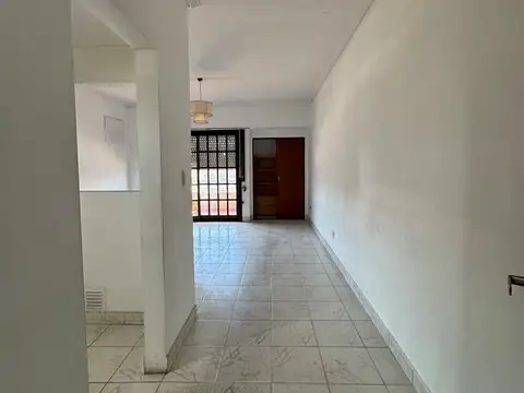 Av. tratado del Pilar al 200