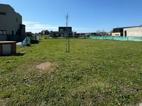 Terreno en Venta en Barrio Arenas Chico, USD 50.000