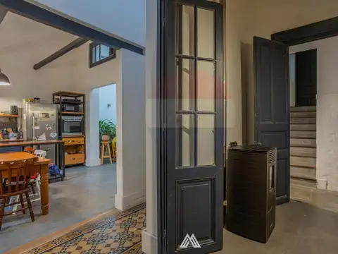 Casa 6 ambientes con 3 baños