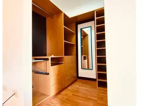 Depto Tipo Casa en Venta en Banfield, USD 95.000