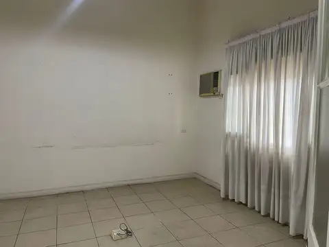 Oficina en Alquiler al Oeste