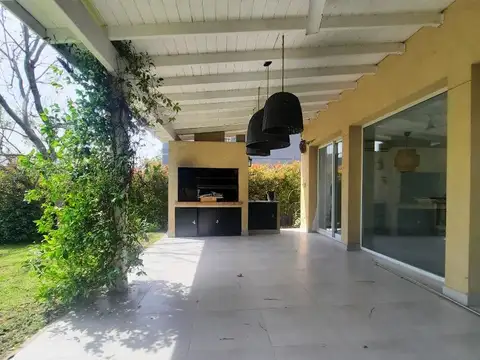 Casa en Alquiler en General Pacheco, USD 2.100