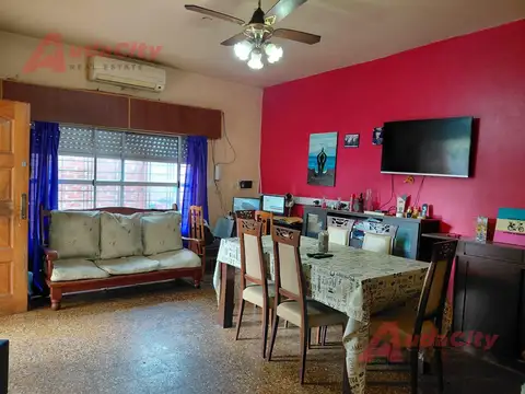 Depto Tipo Casa en Venta de 2 dormitorios