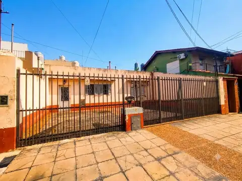 CASA 3 AMBIENTES VENTA SAN JUSTO COCHERA TERRAZA
