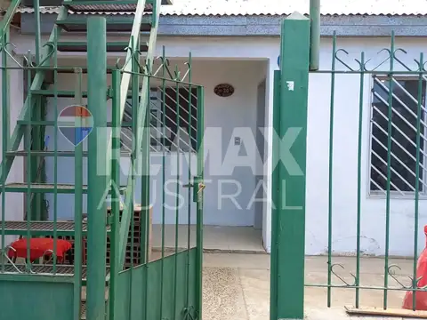 Depto Tipo Casa 5 ambientes con 2 baños