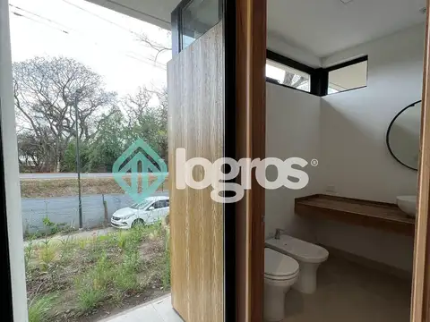 Casa en Venta al Este