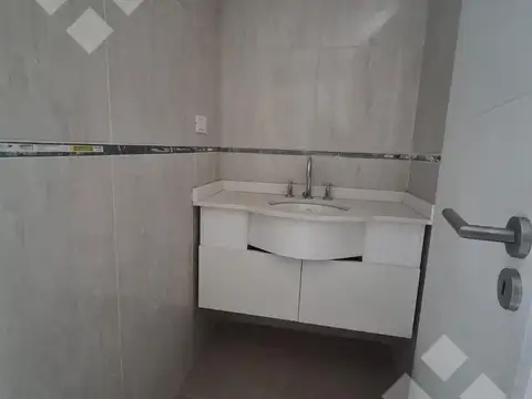Depto Tipo Casa en Venta con 1 cocheras