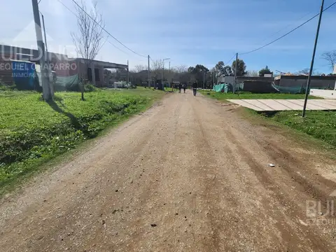 Barrio Las Carolinas - 467 e/ 138 y 141 -  Lotes en venta - City Bell -