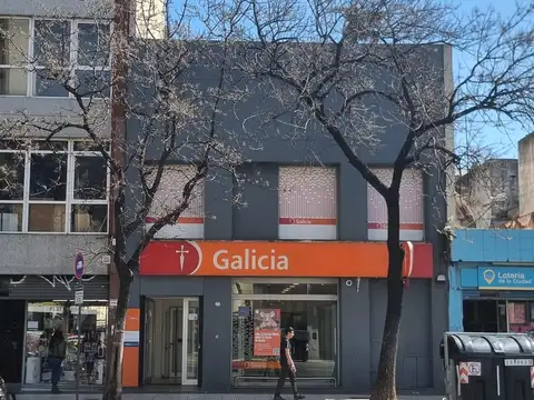 Av. Entre Ríos al 1100