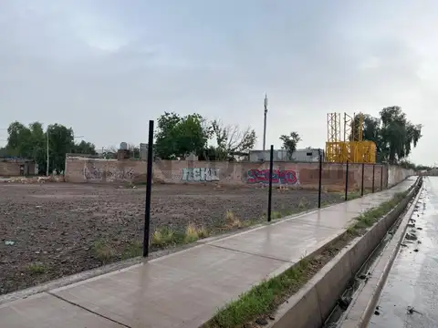 SAENZ PEÑA 1800, Piso 0