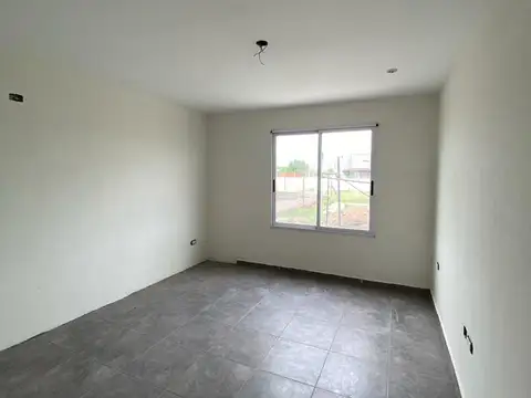 CASA 3 AMBIENTES BARRIO LAGUNA AZUL II