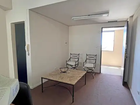 Oficina en Alquiler en Mendoza, $ 320.000