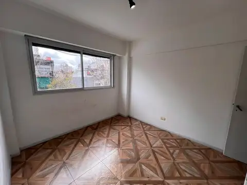 Departamento en Venta en Flores, USD 70.000
