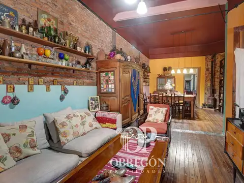 Depto Tipo Casa en Venta de 5 ambientes