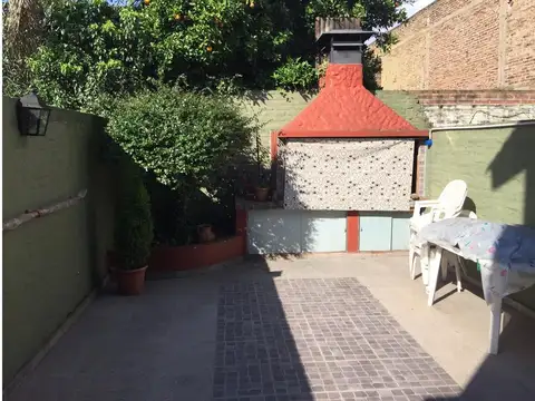 Departamento 4 ambientes con 2 baños