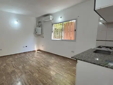 Departamento en Alquiler en Bella Vista, $ 690.000